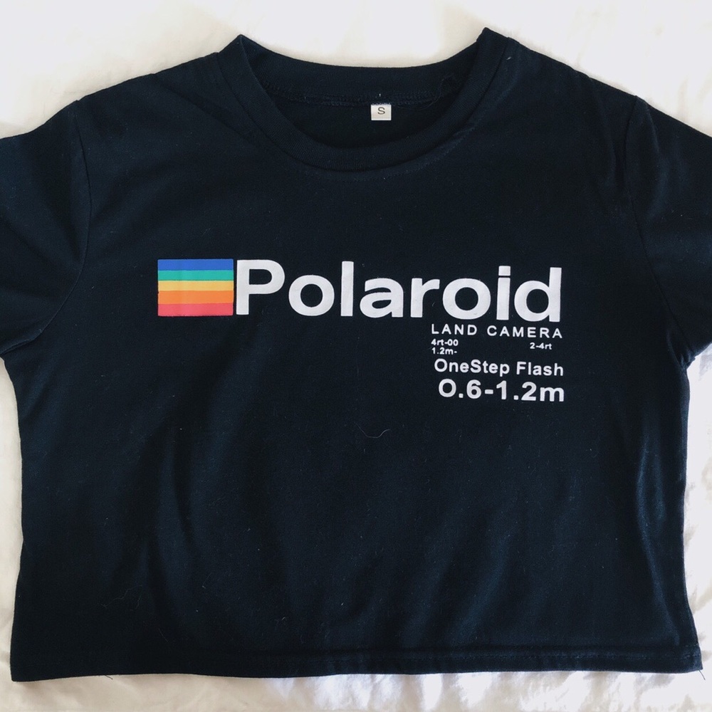 romwe cropped black polaroid t shirt 🌈🖤